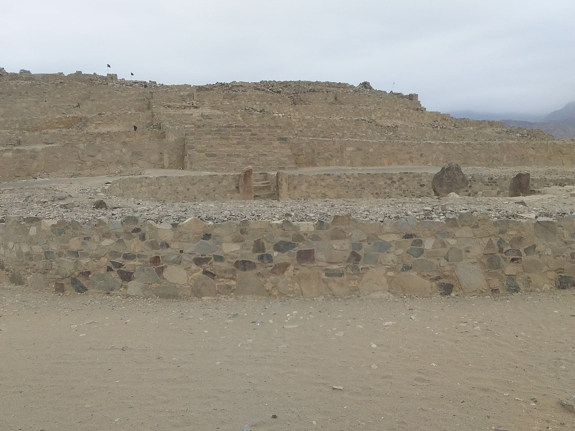 The Piramide Mayor and its sunken plaza at Caral